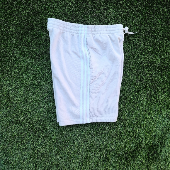 Addidas - Picture 3 of 5